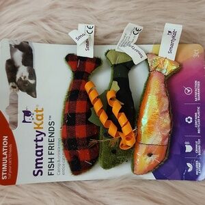 Brand New SMARTYKAT CATNIP CAT TOY-3CT